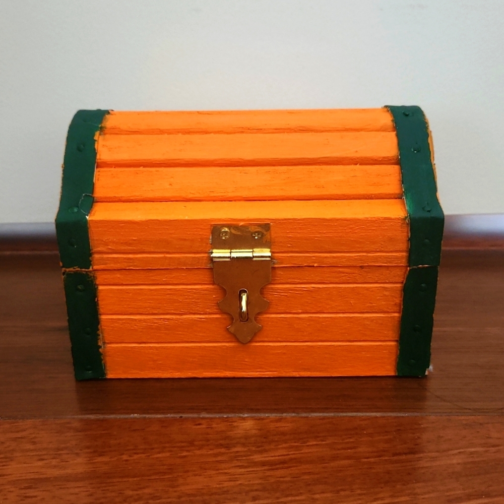 NWT ArtMinds Orange/green wooden treasure chest. One size.